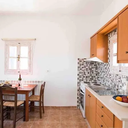 Iris 2 Villa